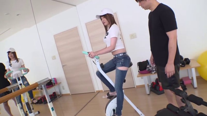 気が強そうな渋谷ギャル、実はドM！？尻叩かれ感じまくりベッドびしょ濡れ