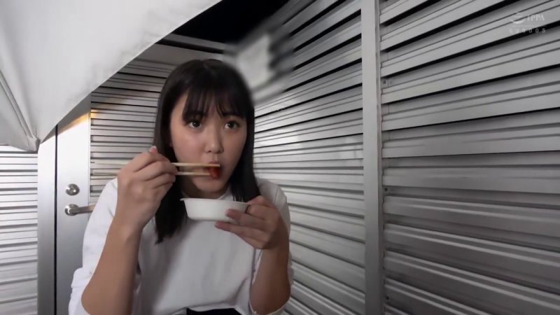 丁寧な愛撫と反りチ○ポで膣奥圧迫！旦那とは比べものにならない絶頂同時イキ体験