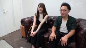 絶対的美少女と山奥の温泉宿で過ごす、濃密な一泊貸し切り性交体験