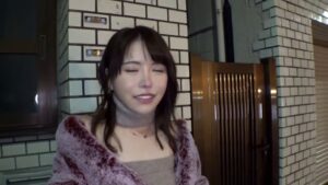 コスプレ裏オプで旦那の出張中に…性欲全開の淫乱奥様、3連続中出しの悦び