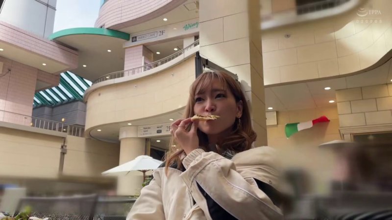 関西弁クォーター美人ママの禁断の変身！娘には見せられない『母』から『女』へのシンデレラタイム